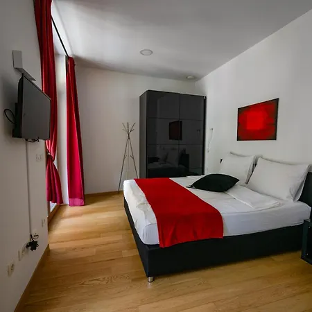Argo Apartment