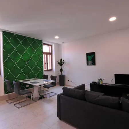 Argo Apartment