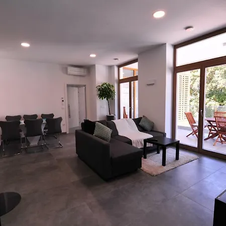Argo Apartment *