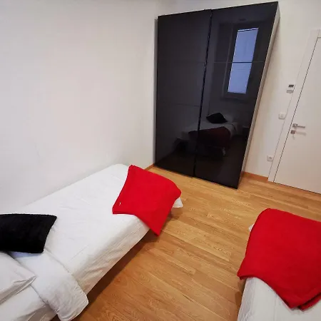 Argo Apartment *